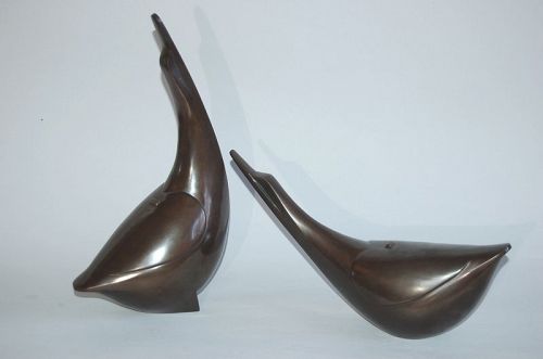 Bronze sculpture of two abstracted geese, Saegusa Sotaro, Japan