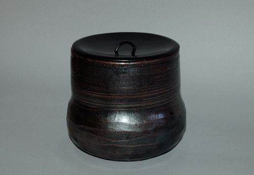 Mizusashi water jug, ceramic, brown-black glaze, Kato Sakusuke, Japan
