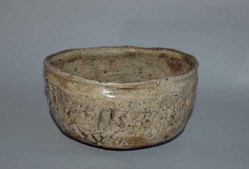 Clog-shaped chawan tea bowl, Ki-Seto stoneware with green glaze, Japan