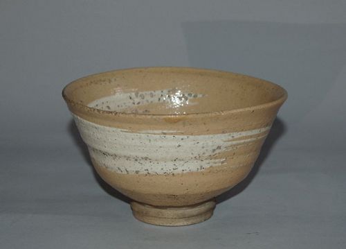 Ki-Seto ware chawan tea bowl for matcha, white slip hakeme, Japan