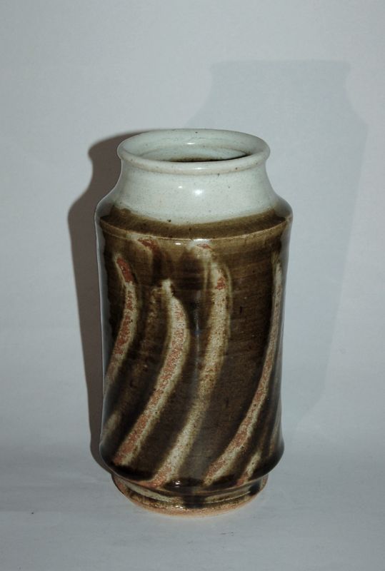 Vase, green glaze with diagonal striation, by Kazuo Akiyama, Japan