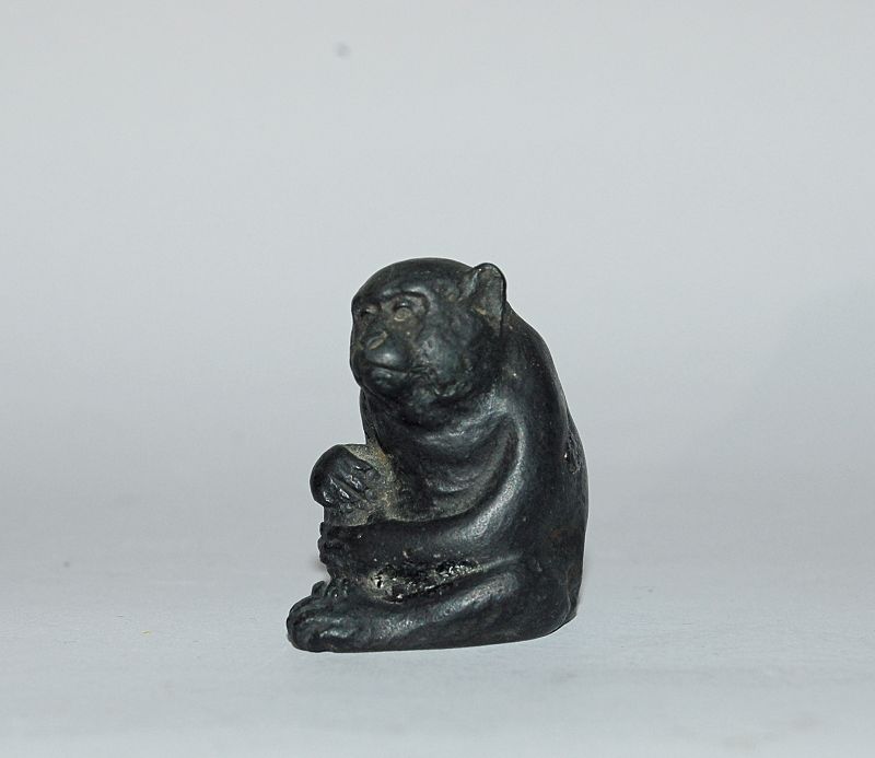Small bronze okimono of a sitting monkey, for Yamanaka &amp; Co., Japan