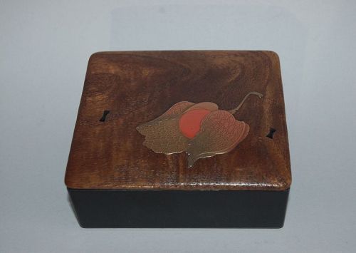 Kiri-wood tobacco box, hozuki, kiji gold lacquer, Takai Tairei, Japan