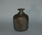 Ceramic sake flask, Bizen ware, hidasuki, ash glaze, by Kato Kiyonobu