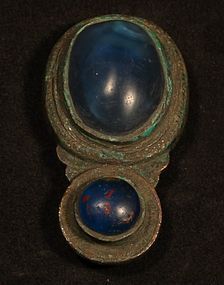 Han- Tang Dynasty bronze belt plaque with blue glass cabochon