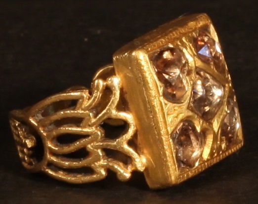 Mens  Kundan Diamond ring 20k gold