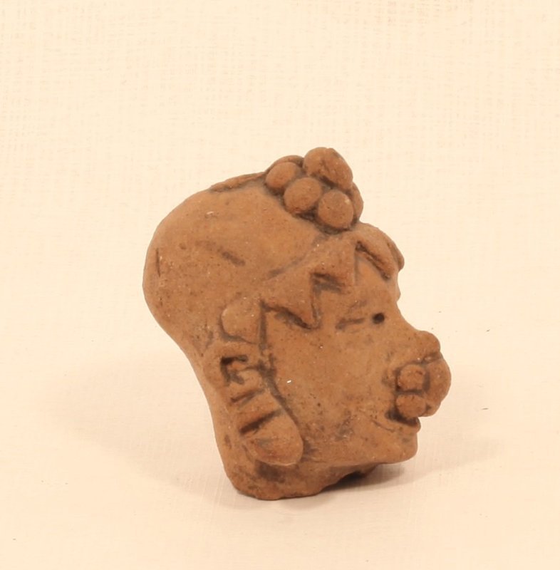 Jama-Coaque Pre Columbian terracotta head