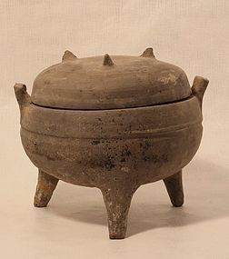 Chinese Han Dynasty 206 BC to 220 AD pottery Ding vessel