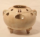 18th c Edo Dynasty cream colored Satsuma censer - Koro