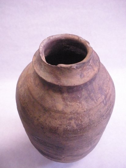 Ancient Song Chinese Terracotta ribbed bodied wine jar