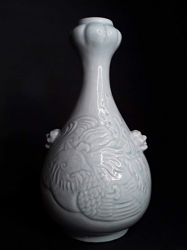 Song Style Carved Qingbai Celadon Vase with Phoenix - Dragon