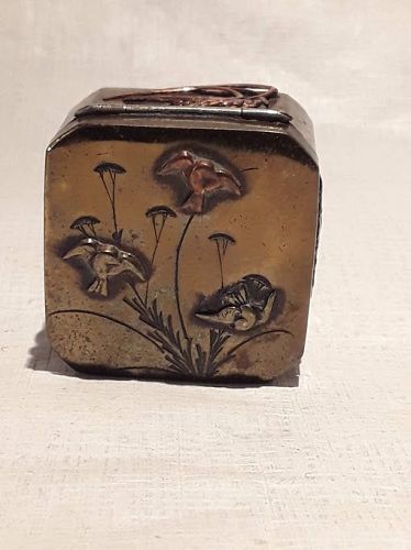 Meiji - Taisho Mixed metal box with silver hinge