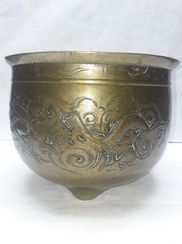 Large Qing Dynasty Bronze Temple censor with Dragons