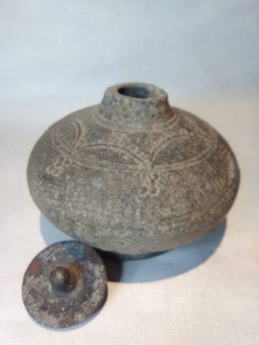 Rare Silla incised rounded pot with lid v9