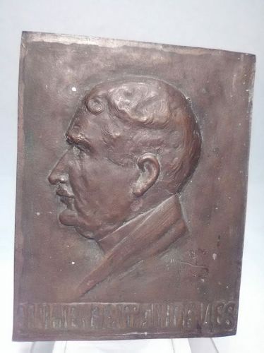 Julien Tappan-Davies, New York Supreme Court Justice bronze plaque