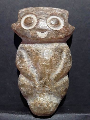 Hongshan Baby Dragon Owl  nephrite Toggle pendant