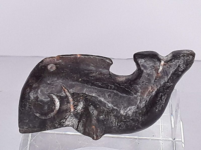 Rare Neolithic Nephrite jade Fish toggle pendant