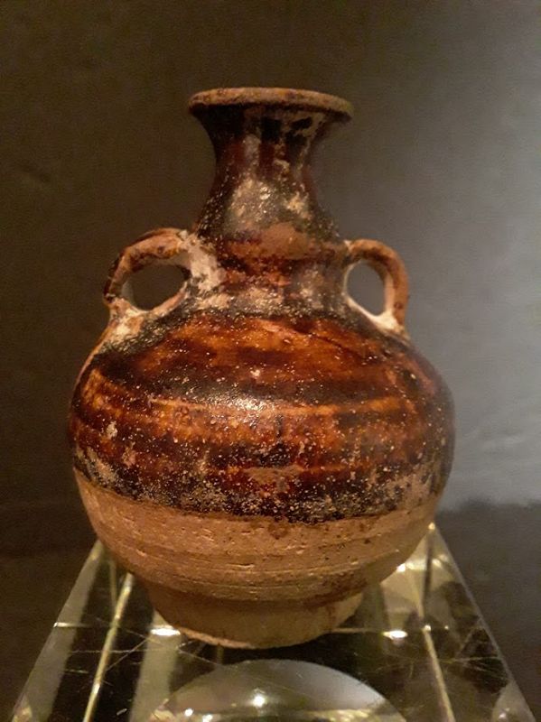 Sawankhaloc  Lug Handled Mini Glazed Urn