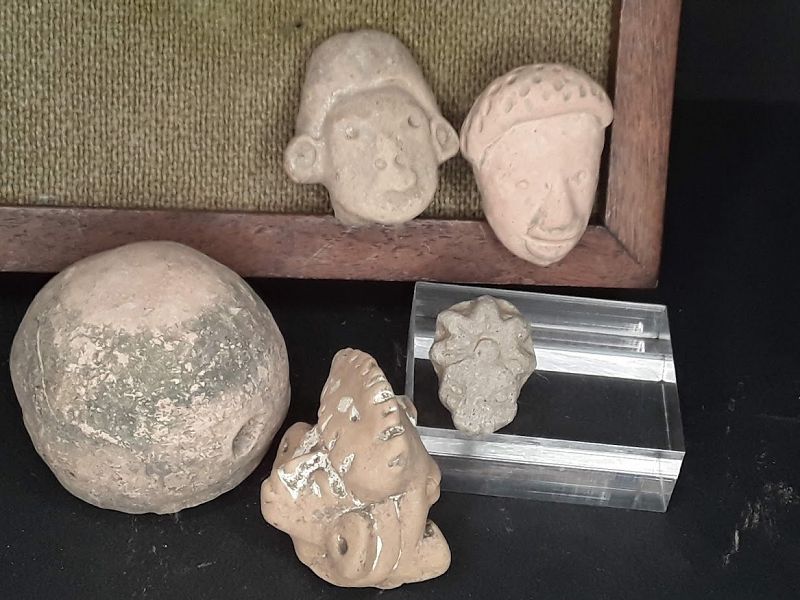 Mexican Pre Columbian Tlatilco Terracotta  double head Group lot 4