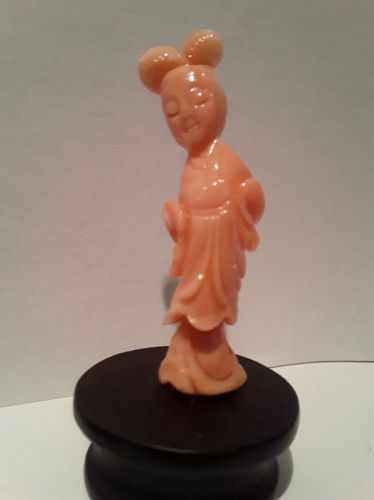 Japanese Momo Coral carving of a Geisha pink with white streaks