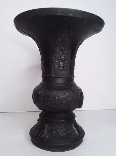 Antique Chinese bronze Archaistic Gu Vase