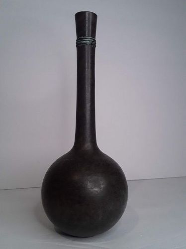 Fine Chinese Tall neck bronze cabinet vase