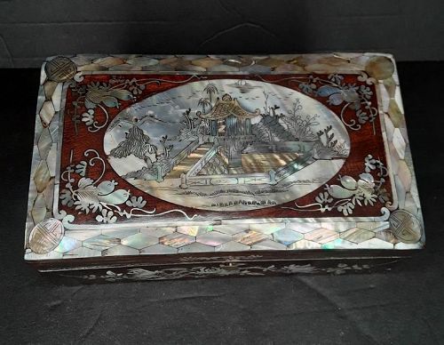Vintage Chinese Vietnamese Rosewood and Mother of Pearl box