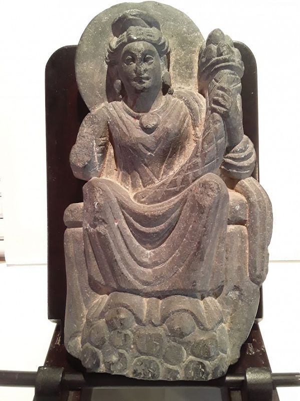 Rare Gandharan schist Statue of Hariti