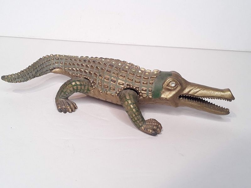 Vintage Metal Alligator figure unsigned Jay Strongwater style