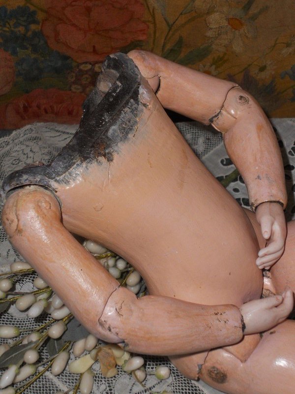 Very Rare Original Huret Gutta - Percha Body with Bisque Hands