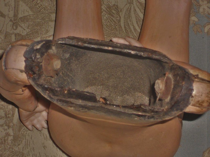 Very Rare Original Huret Gutta - Percha Body with Bisque Hands
