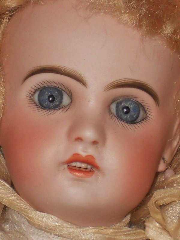 ~~~ Lovely French Bisque Bebe Jumeau size 5 ~~~