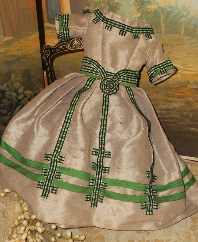 Splendid Silk Poupee Gown circa 1860 for Huret , Rohmer , Barrois ....