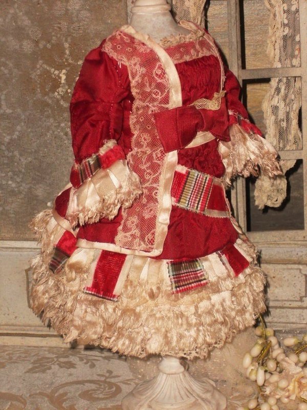 Superb French Small Bebe Silk Costume with Bonnet