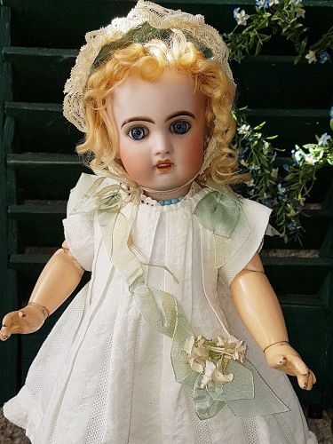 ~~~ Darling French Bisque Bebe Jumeau size 5 ~~~