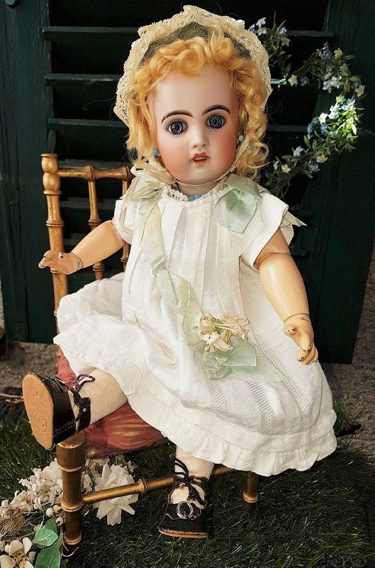 ~~~ Darling French Bisque Bebe Jumeau size 5 ~~~