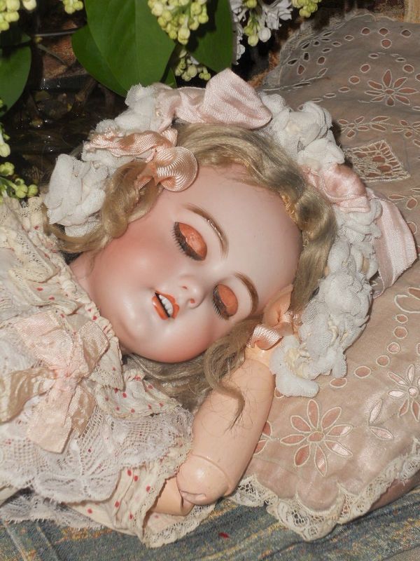 ~~~ Lovely Antique French Market DEP Bisque Bebe ~~~