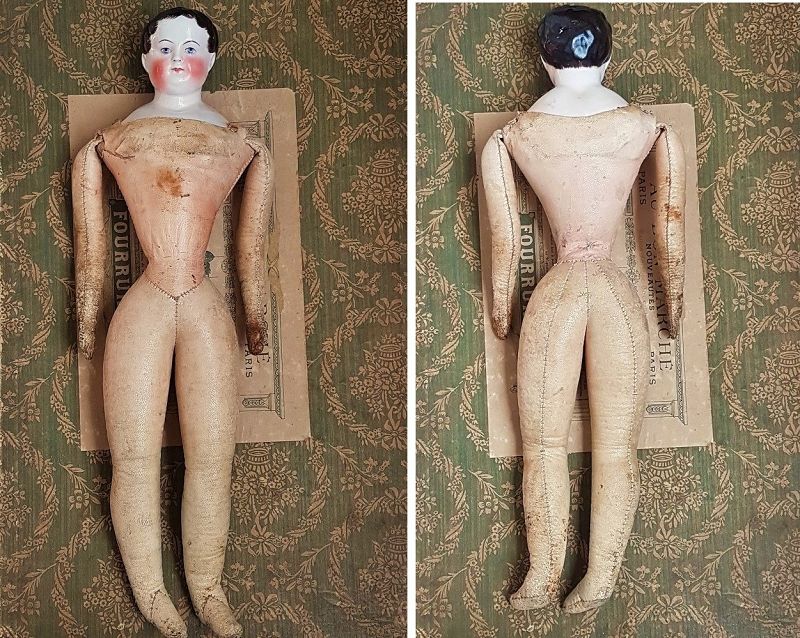 ~~~ Outstanding early Porcelain Boy with original Dress ~~~