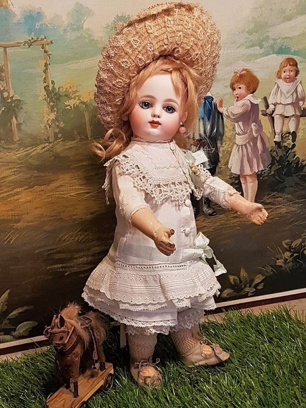 ~~~ Lovely French Bisque Bebe by Gaultier in Superb Antique Costume ~~