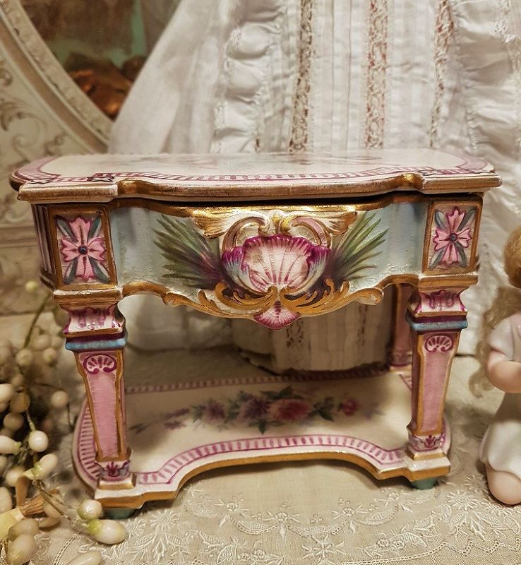 Exquisite 19th.Cen. French Porcelain Table with Rococo Decoration