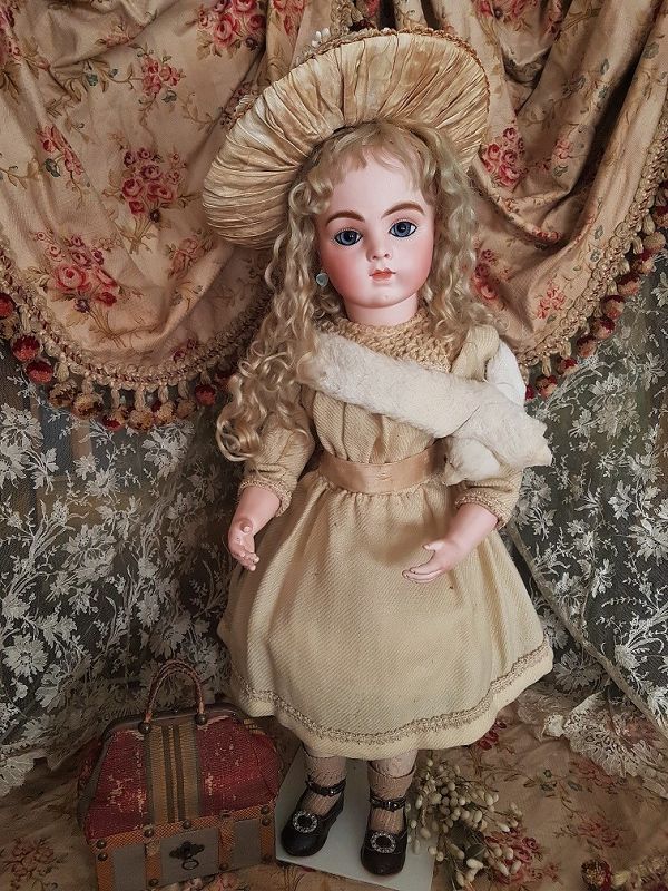 ~~~ Outstanding French Bisque Bebe by Leon Casimir Bru size 11 ~~~