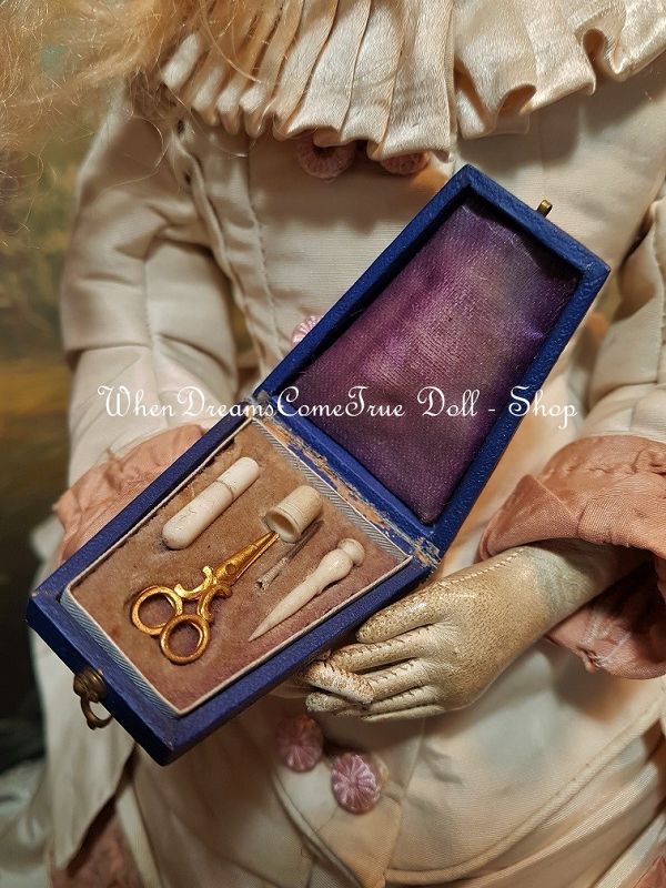 Very rare French Miniature Poupee Leather Sewing Necessaire / 1865