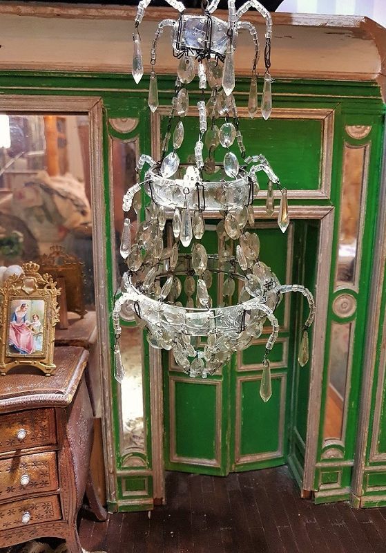 ~~~ Magnificent 19th. Century Luxury Miniature Glass Chandelier ~~~