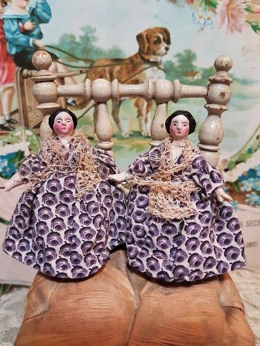 Little Grodnertal Wooden Twins with fine Original Costume