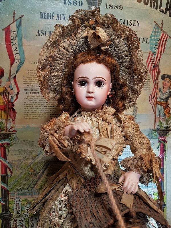 Rare &quot; Bebe Niche&quot; Antique Musical Automaton by Lambert