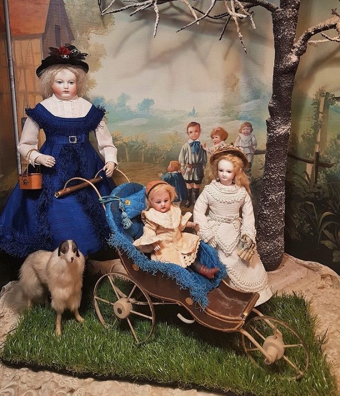 ~~~ Nice Small French 19th. Century Fashion Doll Stroller ~~~