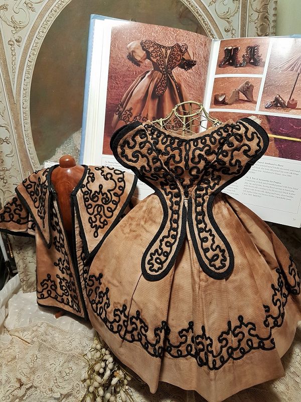Rare Brown Pique Weave &amp; Soutache Trim Poupee Gown from Huret Era