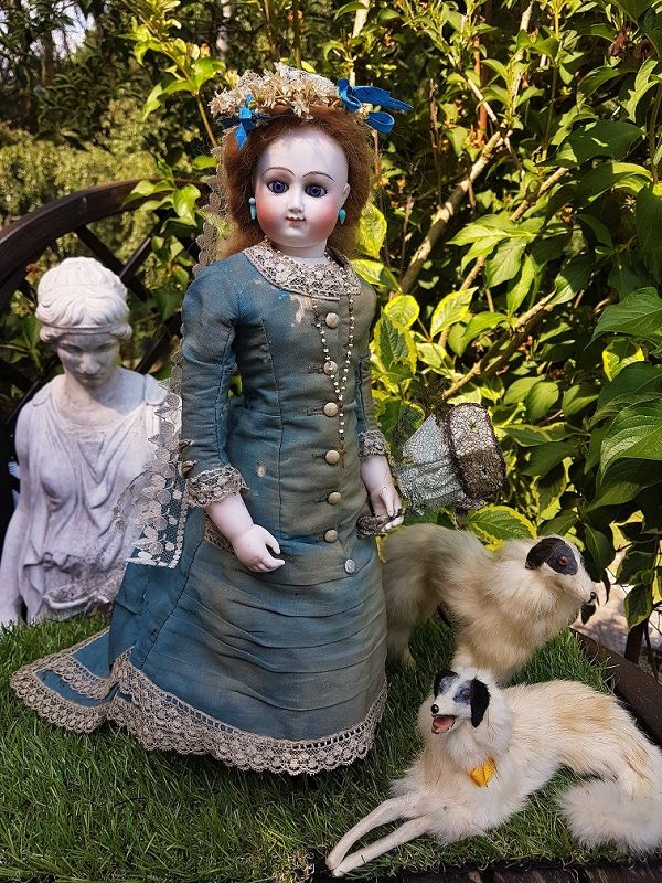 ~~~ Rare Early Poupee by Bru Jne et Cie in Original Costume ~~~