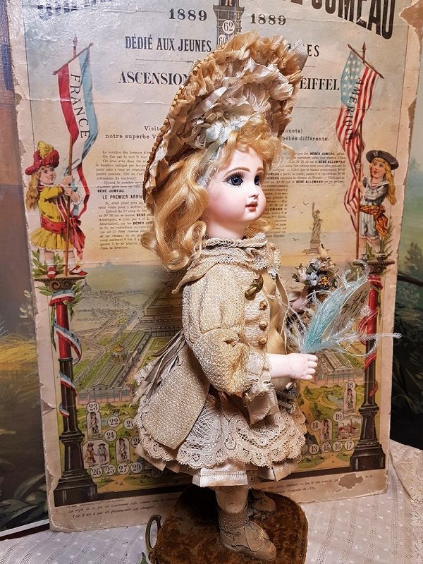 Rare &quot; Bebe Eventail &quot; Antique Musical Automaton by Leopold Lambert