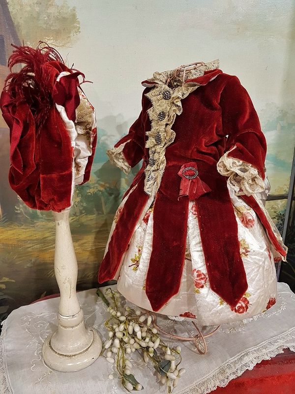 ~~~ Pretty French Bebe Costume with Bonnet ~~~